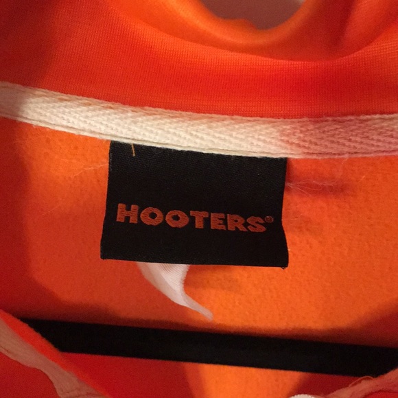Hooters Team Jacket - Picture 3 of 7